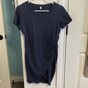 Wishlist navy blue t-shirt dress
Size medium